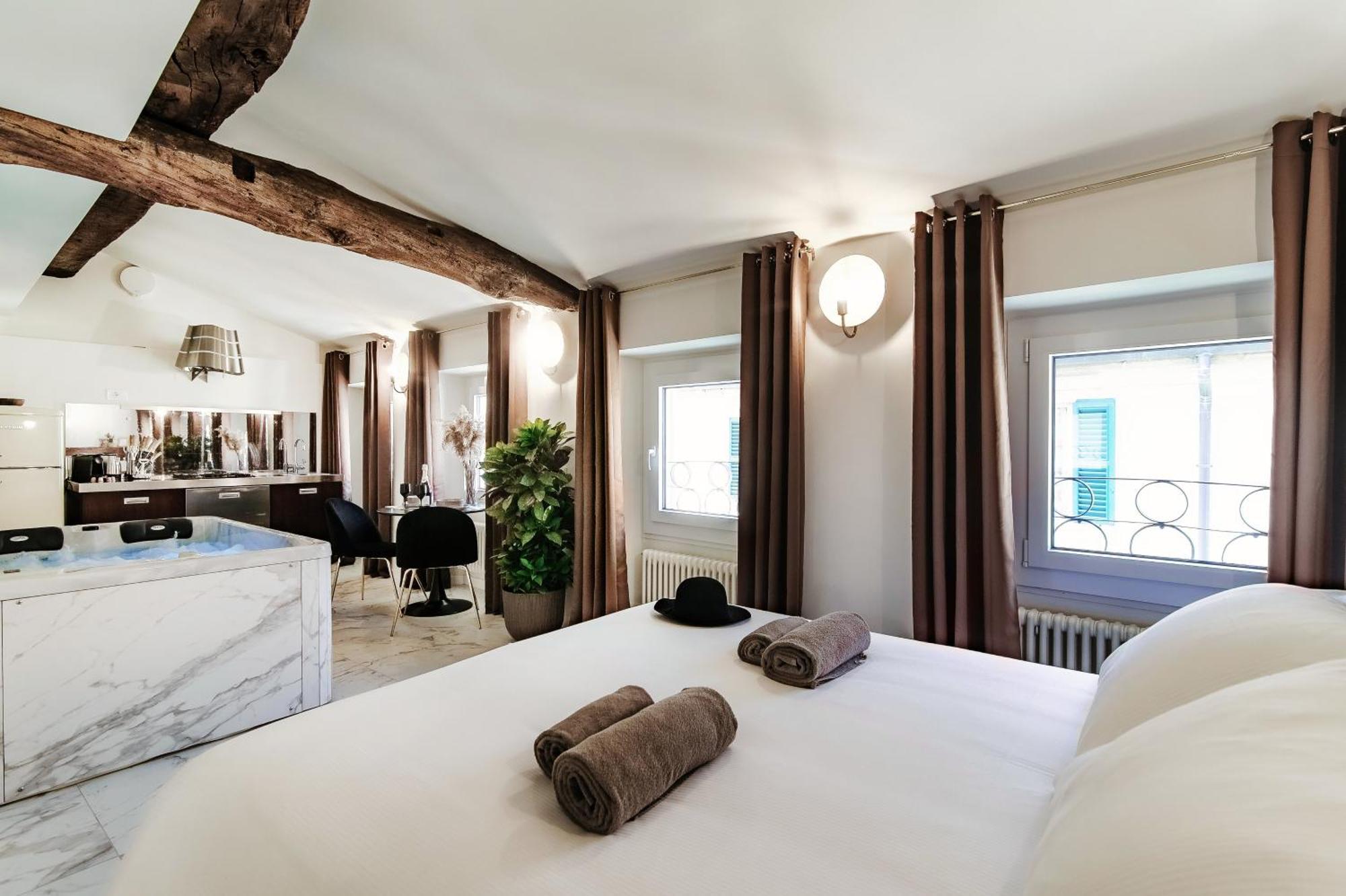 Sahara & Amazzonia Luxury Rooms- The House Of Travelers Комо Екстер'єр фото