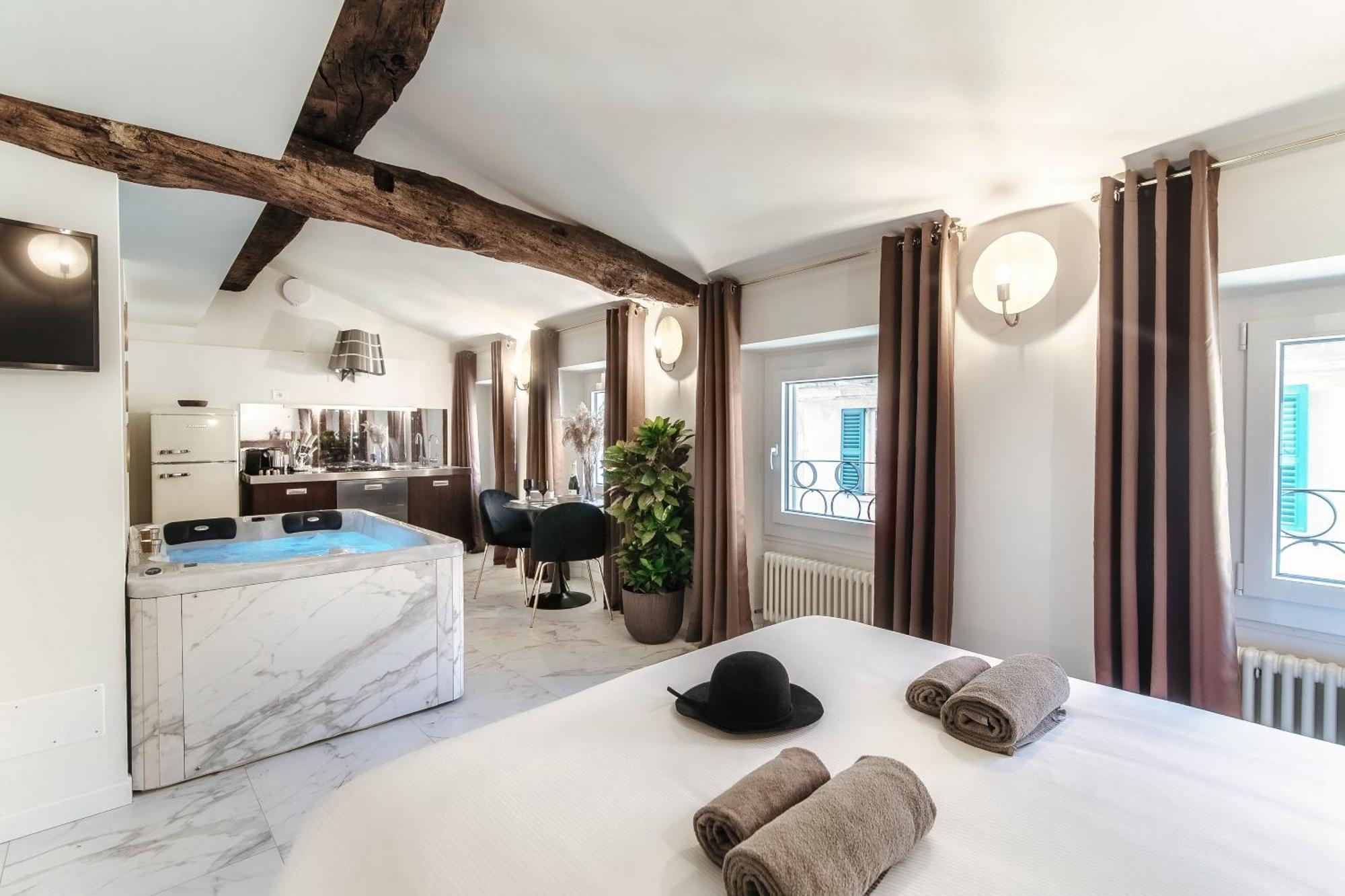 Sahara & Amazzonia Luxury Rooms- The House Of Travelers Комо Екстер'єр фото